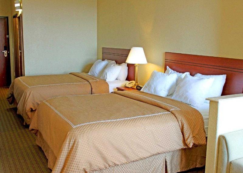 Quality Suites Темпл Екстер'єр фото