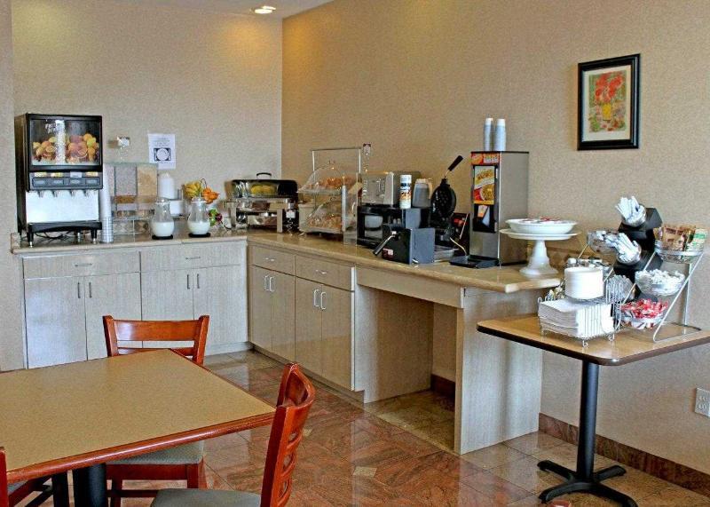 Quality Suites Темпл Екстер'єр фото