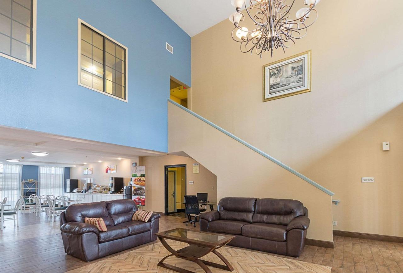 Quality Suites Темпл Екстер'єр фото